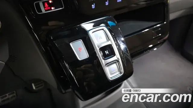 Hyundai Staria 2024 — Şəkil 21/34