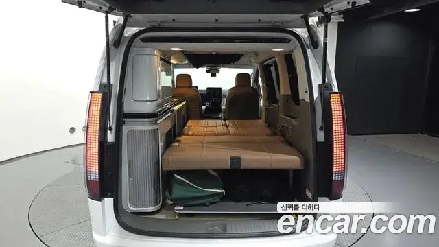 Hyundai Staria 2024 — Şəkil 23/34