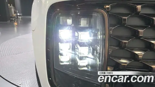 Hyundai Staria 2024 — Şəkil 9/34