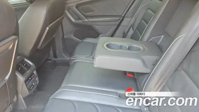 Volkswagen Tiguan 2018 — Photo 3/15