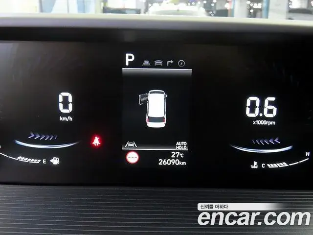 Hyundai Staria 2024 — Photo 8/20