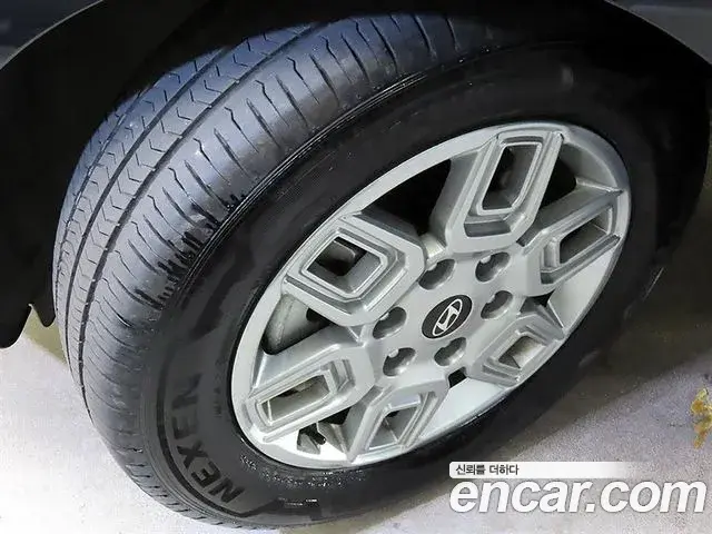 Hyundai Staria 2024 — Photo 20/20