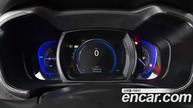 Renault Samsung QM6 2022 — ფოტო 18/20