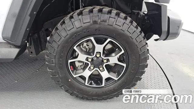 Jeep Wrangler 2023 — Photo 21/27
