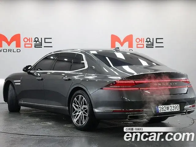 Genesis G90 2022 — ფოტო 16/20