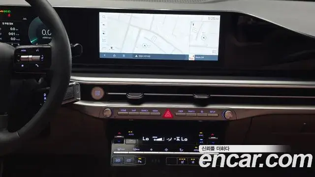 Hyundai Grandeur Hybrid 2023 — ფოტო 2/32