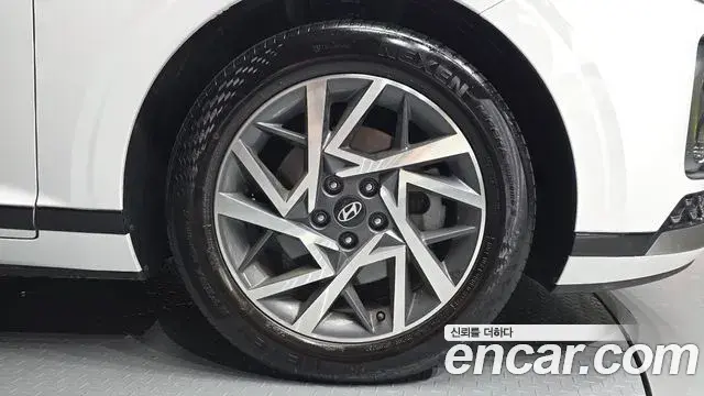 Hyundai Grandeur Hybrid 2023 — ფოტო 30/32