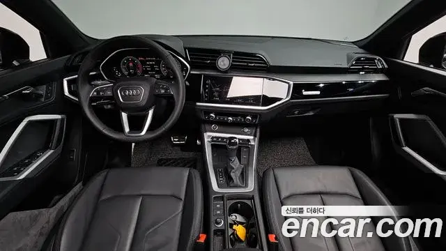 Audi Q3 2025 — Photo 13/34