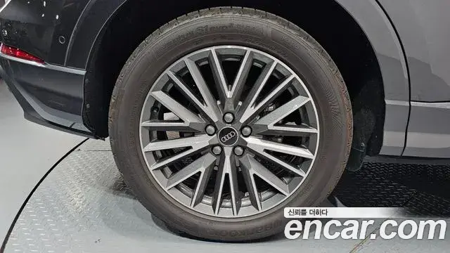 Audi Q3 2025 — Photo 11/34