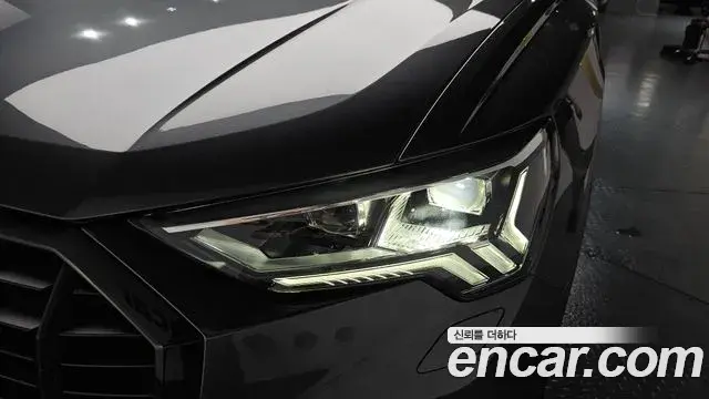 Audi Q3 2025 — Photo 9/34