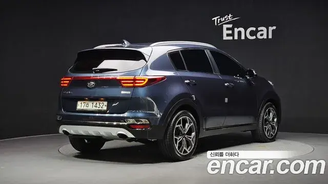 Kia Sportage The Bold 2019 — Фото 2/20