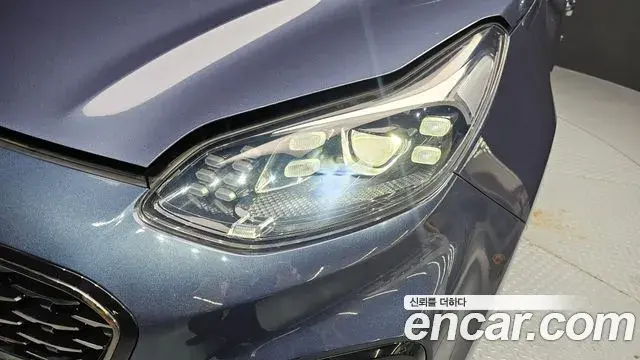 Kia Sportage The Bold 2019 — Şəkil 17/32