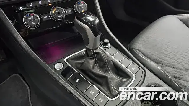 Volkswagen Jetta 2024 — Photo 6/20