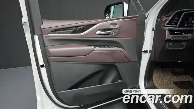 Cadillac Escalade 2022 — Şəkil 11/37