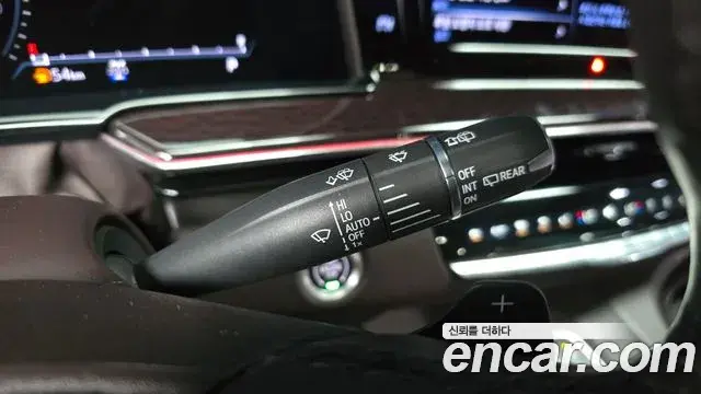 Cadillac Escalade 2022 — Şəkil 31/37