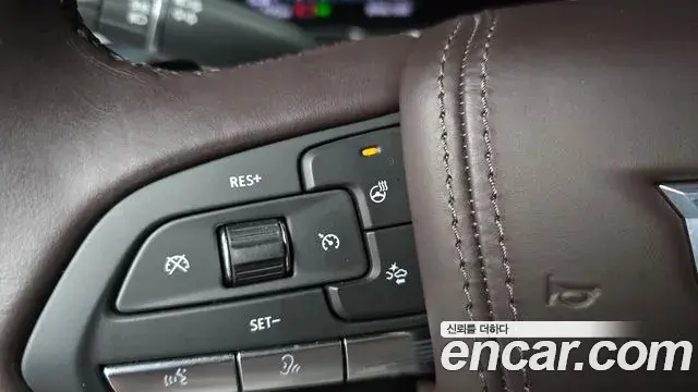 Cadillac Escalade 2022 — Şəkil 22/37