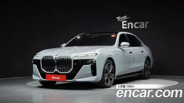 BMW 7 Series 2025 — ფოტო 2/20
