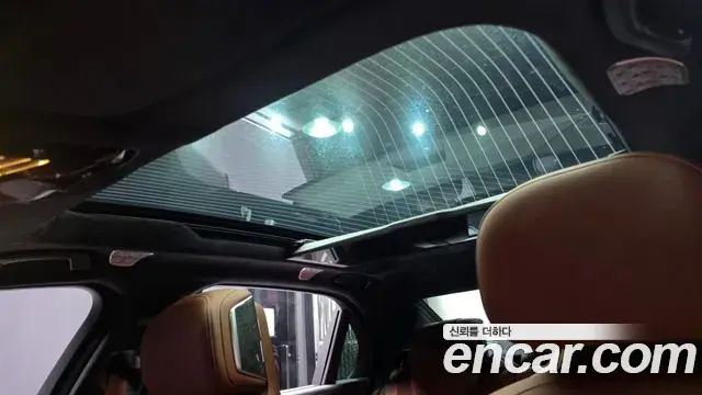BMW 7 Series 2025 — ფოტო 12/20