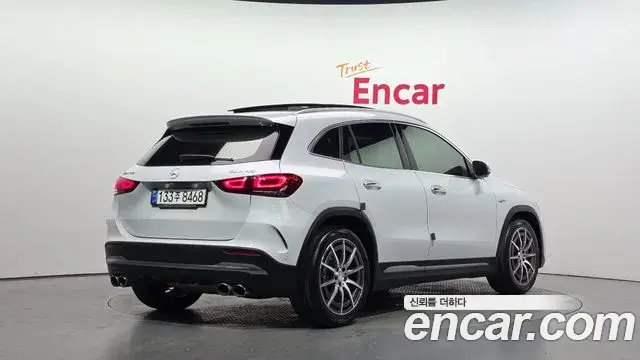 Mercedes-Benz GLA-Class 2021 — Фото 2/20