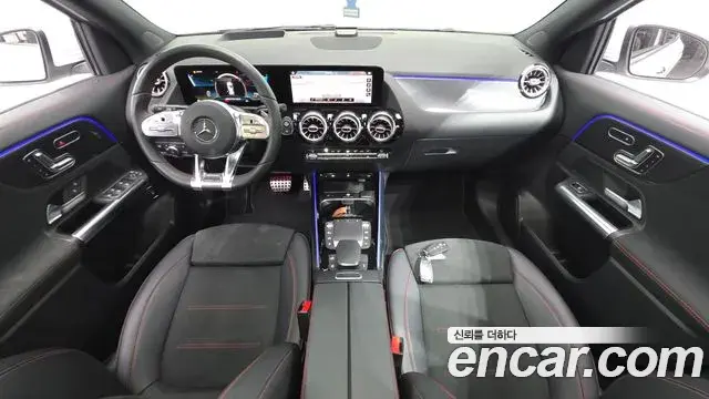 Mercedes-Benz GLA-Class 2021 — Фото 7/20