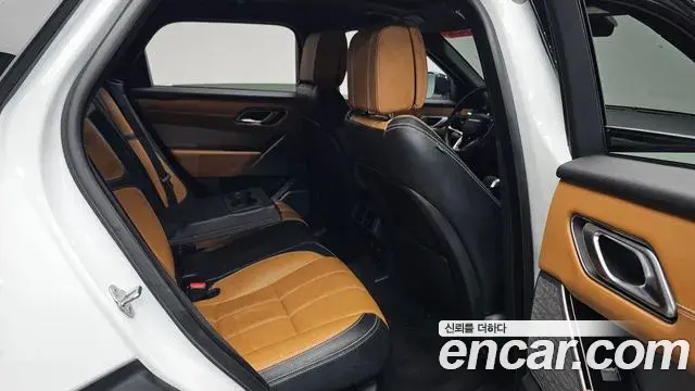 Land Rover Range Rover Velar 2022 — Şəkil 35/37