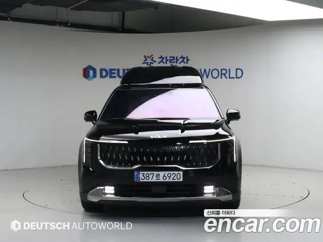 Kia Carnival 2024 — Photo 2/20