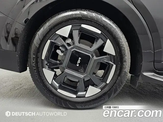 Kia Carnival 2024 — Photo 4/20