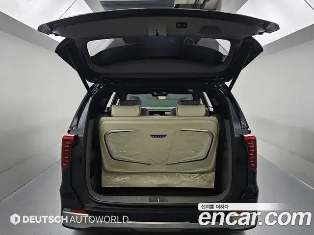 Kia Carnival 2024 — Photo 18/20