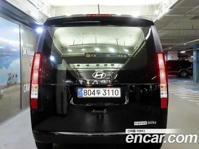 Hyundai Staria 2025 — ფოტო 18/20