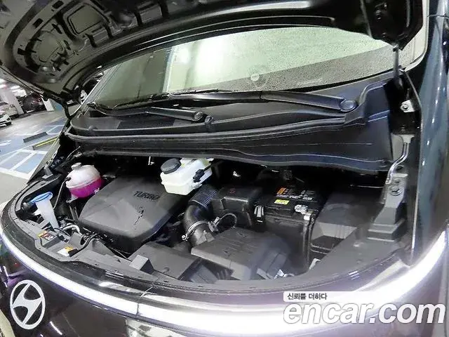 Hyundai Staria 2025 — ფოტო 16/20