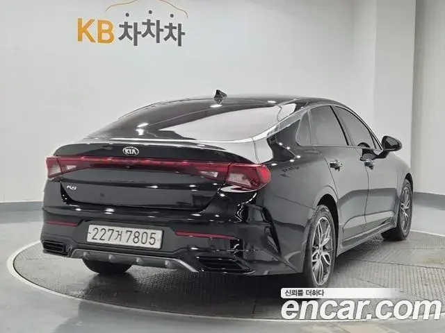 Kia K5 2020 — Şəkil 10/18