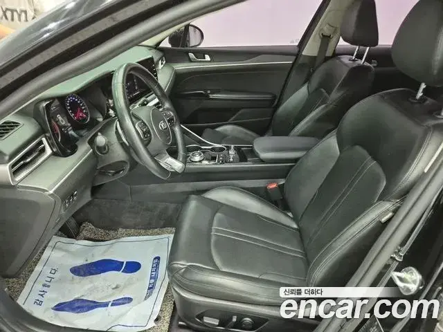 Kia K5 2020 — Şəkil 8/18