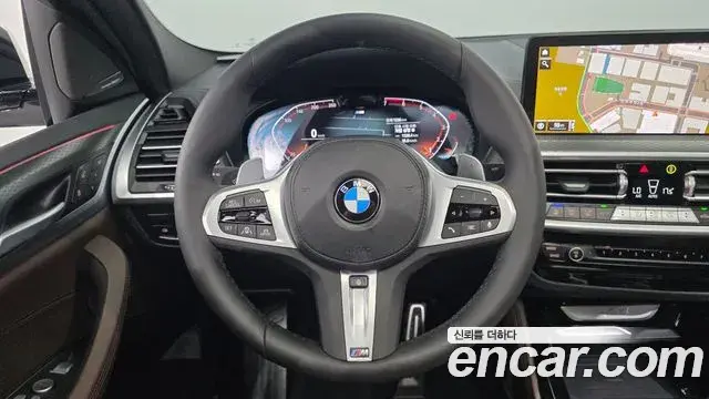 BMW X4 2025 — Photo 30/36