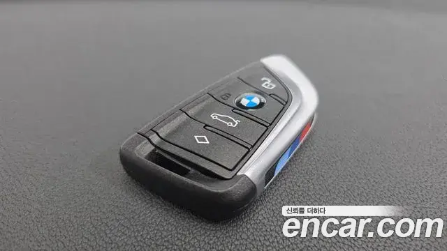 BMW X4 2025 — Photo 35/36