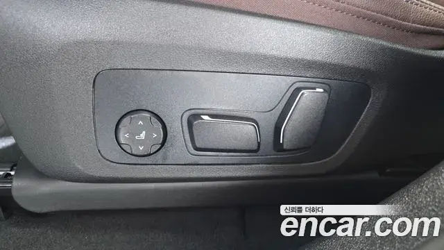 BMW X4 2025 — Photo 28/36