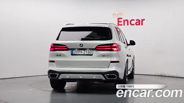 BMW X5 2025 — ფოტო 29/35
