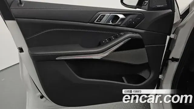 BMW X5 2025 — ფოტო 18/35