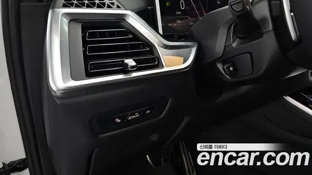 BMW X5 2025 — ფოტო 20/35