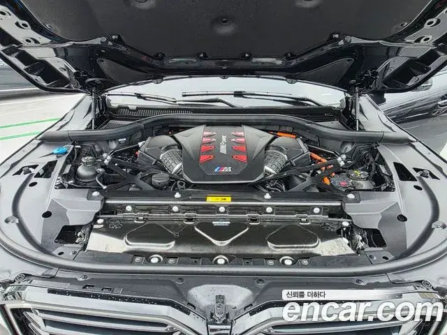 BMW XM 2025 — Photo 13/20