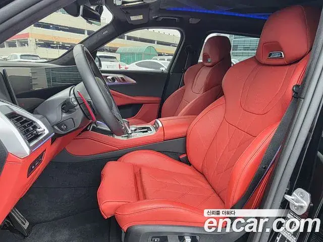BMW XM 2025 — Photo 17/20