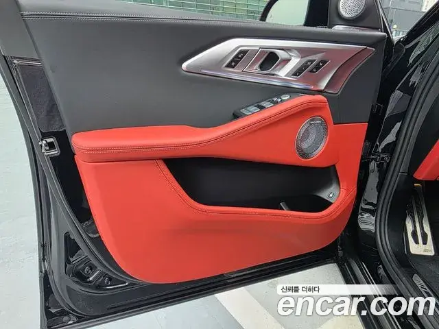 BMW XM 2025 — Photo 7/20