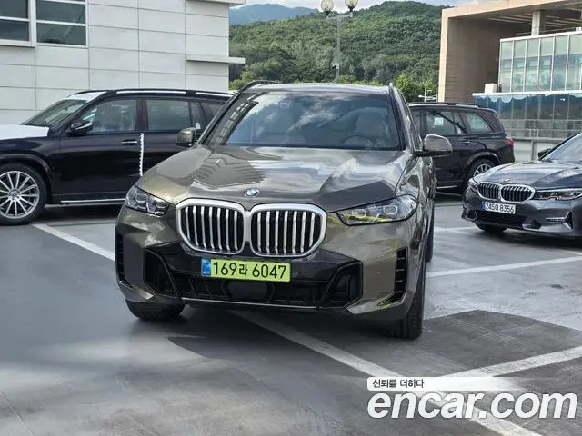 BMW X5 2025 — Photo 11/20