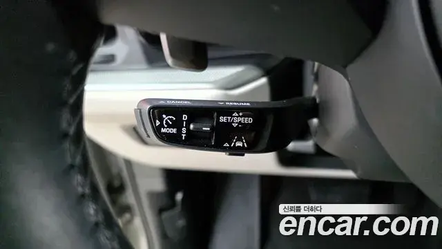 Porsche Cayenne 2023 — Photo 1/20