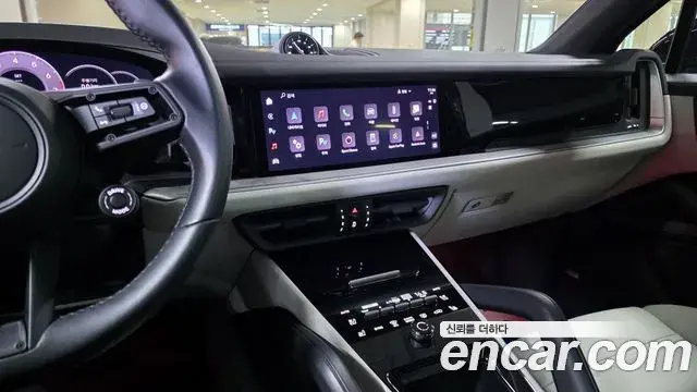 Porsche Cayenne 2023 — Photo 20/20