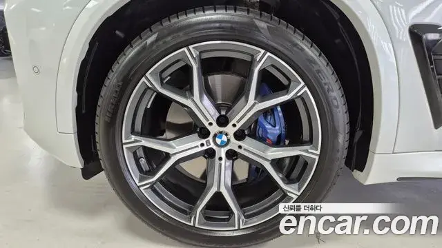 BMW X5 2025 — ფოტო 12/20