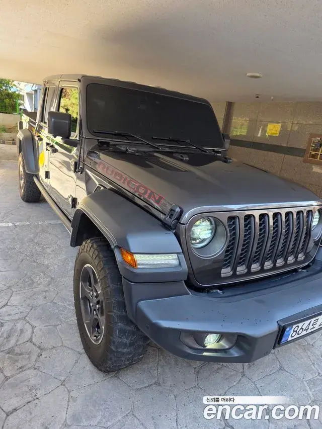 Jeep Gladiator 2020 — Photo 1/17