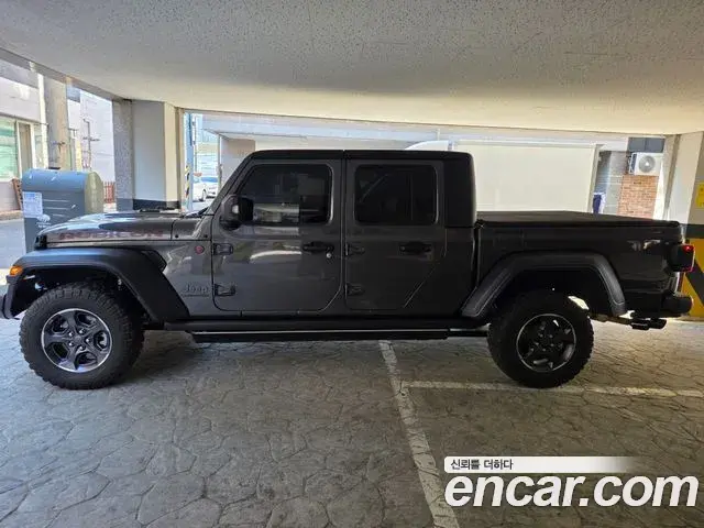 Jeep Gladiator 2020 — Photo 4/17