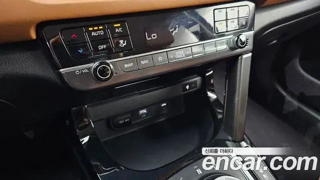 Kia Seltos 2022 — Photo 28/32