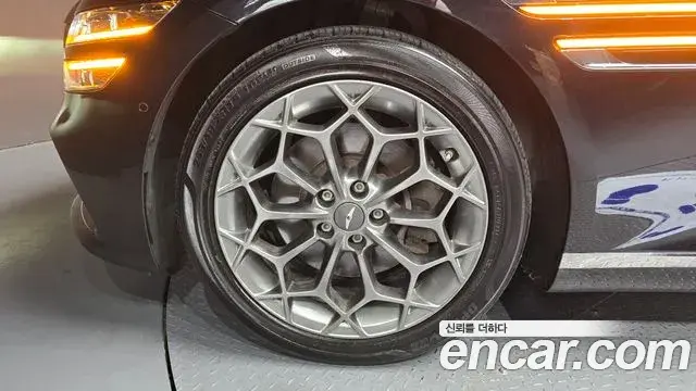 Genesis G80 2020 — Şəkil 14/30