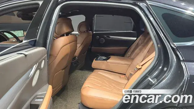 Genesis G80 2020 — Şəkil 24/30